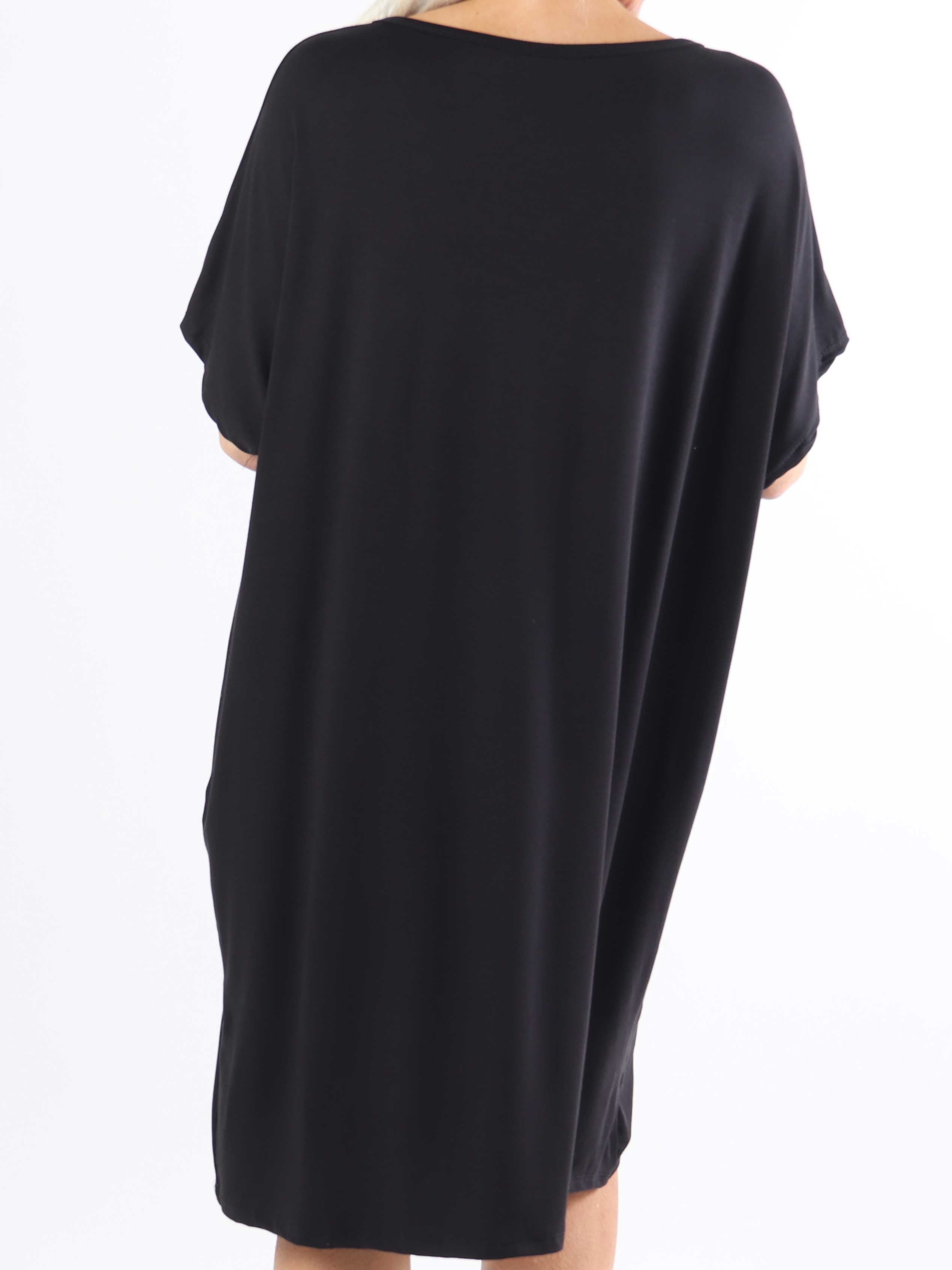 Edina - Plus size t-shirtkjole i viskoseblanding med tryk